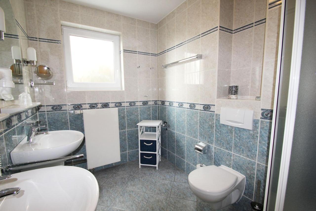 Terrasse, Gratis Nutzung Vom Ahoi Erlebnisbad Und Sauna In Sellin - Meeresblick Fewo 32 Goehren (Ruegen) Exterior foto
